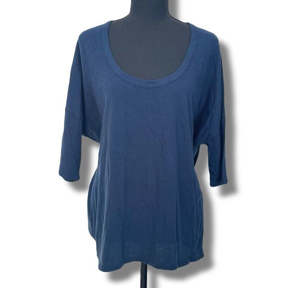 Chaser Tops - New Chaser Oversized Boxy Tee Navy Size Medium *flawed*